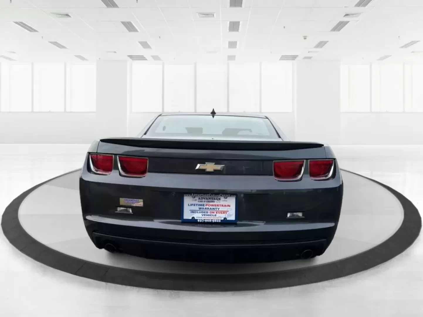 2013 Chevrolet Camaro 2LS (2G1FA1E35D9) with an 3.6L V-6 gasoline direct injection engine, located at 8750 N County Rd 25A, Piqua, OH, 45356, (937) 908-9800, 40.164391, -84.232513 - Experience the thrill of the open road with the 2013 Chevrolet Camaro 2LS, an exhilarating coupe that effortlessly blends style, performance, and practicality. Ideal for weekend adventures, daily commuting, or simply turning heads as you cruise through Troy, OH, this vehicle is built for those who a - Photo#3