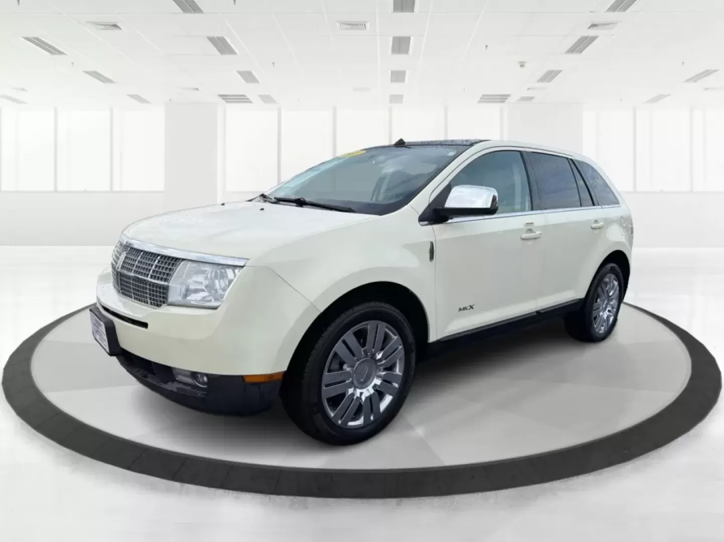 2008 Lincoln MKX Base (2LMDU88CX8B) with an Other engine, located at 1184 Kauffman Ave, Fairborn, OH, 45324, (937) 908-9800, 39.807072, -84.030914 - **Discover Luxury and Comfort with the 2008 Lincoln MKX at Advantage Car and Credit in Fairborn, OH!**<br /> <br /> Are you in the market for a vehicle that seamlessly combines elegance, comfort, and reliability? Look no further than the stunning 2008 Lincoln MKX available at Advantage Car and Credi - Photo#8