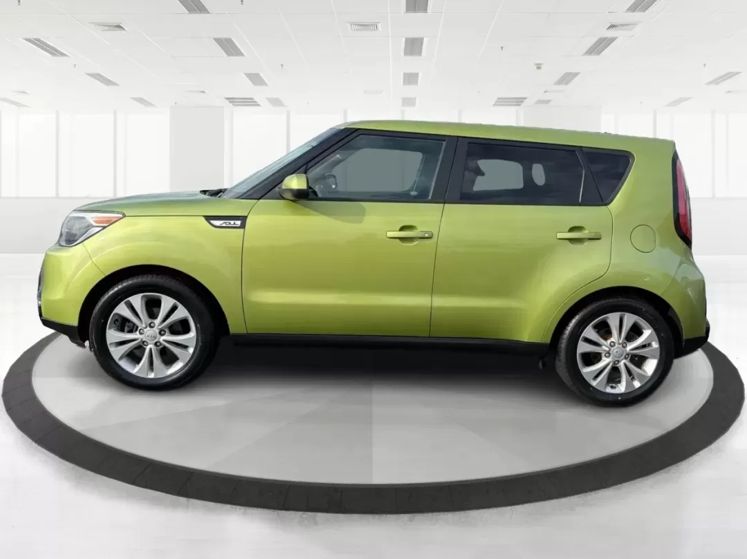 2016 Kia Soul + (KNDJP3A52G7) with an 2L I-4 gasoline direct injection engine, located at 8750 N County Rd 25A, Piqua, OH, 45356, (937) 908-9800, 40.164391, -84.232513 - **Experience Versatility and Style with the 2016 Kia Soul at Advantage Car and Credit!**<br /> <br /> Are you looking for a vehicle that seamlessly blends practicality with a vibrant lifestyle? The 2016 Kia Soul is the perfect companion for your daily commutes, weekend getaways, or family outings. W - Photo#5