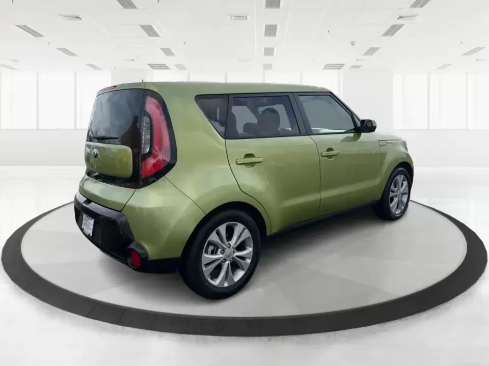 2016 Kia Soul + (KNDJP3A52G7) with an 2L I-4 gasoline direct injection engine, 6A transmission, located at 1184 Kauffman Ave, Fairborn, OH, 45324, (937) 908-9800, 39.807072, -84.030914 - **Experience Versatility and Style with the 2016 Kia Soul at Advantage Car and Credit!**<br /> <br /> Are you looking for a vehicle that seamlessly blends practicality with a vibrant lifestyle? The 2016 Kia Soul is the perfect companion for your daily commutes, weekend getaways, or family outings. W - Photo#2