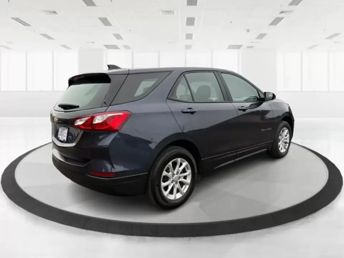 2019 Chevrolet Equinox LS (3GNAXHEV9KL) with an 1.5L I-4 gasoline direct injection engine, 6A transmission, located at 8750 N County Rd 25A, Piqua, OH, 45356, (937) 908-9800, 40.164391, -84.232513 - **Embrace Adventure with the 2019 Chevrolet Equinox LS Perfect for Your Family Road Trips!**<br /> <br /> Are you ready to elevate your family adventures with a vehicle that combines comfort, style, and reliability? Look no further than the stunning 2019 Chevrolet Equinox LS, available now at Advan - Photo#2