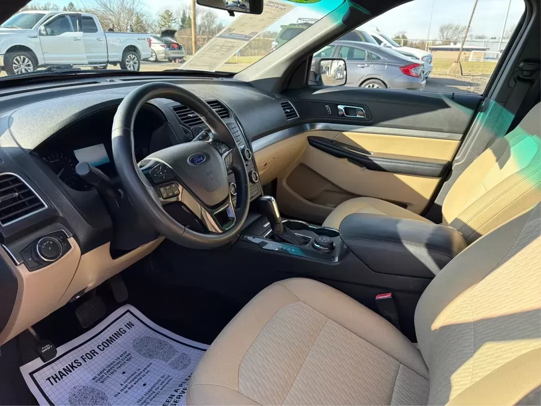 2017 Ford Explorer Base (1FM5K8BH9HG) with an Other engine, located at 1230 East Main St, Xenia, OH, 45385, (937) 908-9800, 39.688026, -83.910172 - **Discover Adventure with the 2017 Ford Explorer at Advantage Car and Credit in Piqua, OH!** <br /> <br /> Are you ready to take your family adventures or weekend getaways to the next level? The 2017 Ford Explorer is the perfect companion for those who crave exploration, comfort, and reliability. Wi - Photo#9