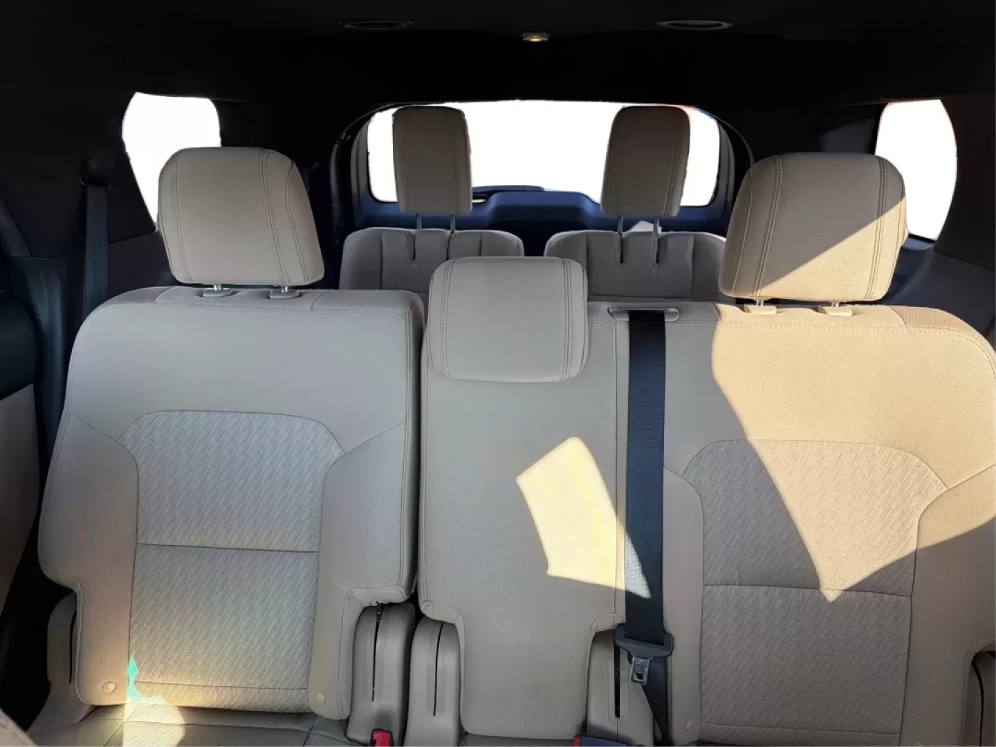 2017 Ford Explorer Base (1FM5K8BH9HG) with an 2.3L L4 DOHC 16V engine, 6A transmission, located at 4508 South Dixie Dr, Moraine, OH, 45439, (937) 908-9800, 39.689976, -84.218452 - **Discover Adventure with the 2017 Ford Explorer at Advantage Car and Credit in Piqua, OH!** <br /> <br /> Are you ready to take your family adventures or weekend getaways to the next level? The 2017 Ford Explorer is the perfect companion for those who crave exploration, comfort, and reliability. Wi - Photo#14