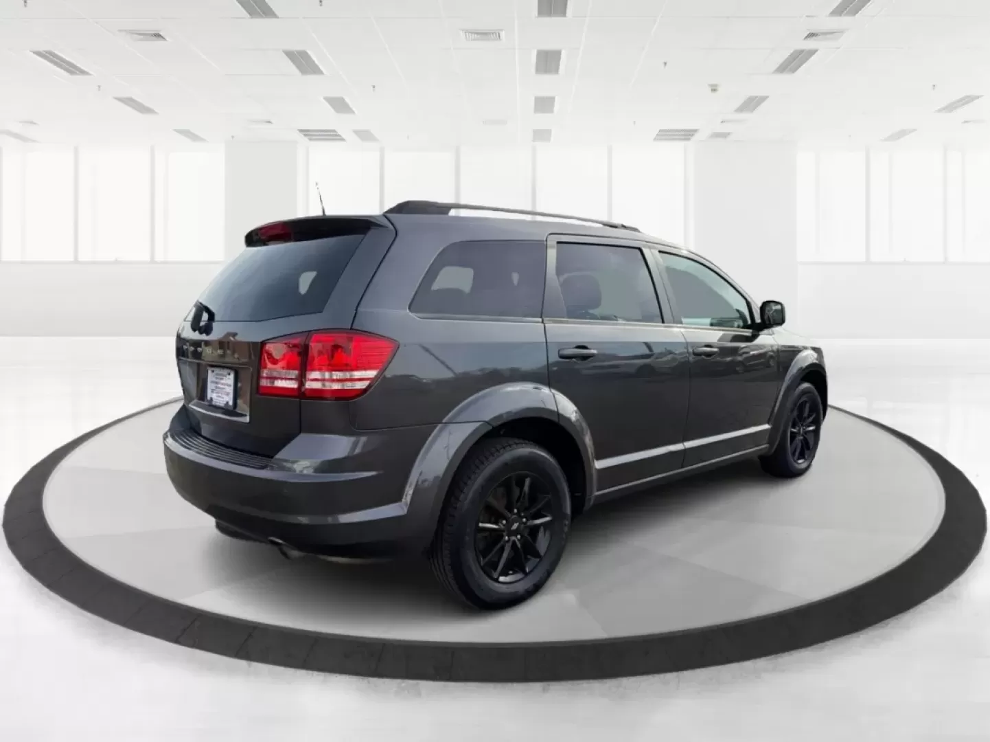 2020 Dodge Journey SE Value (3C4PDCABXLT) with an Tigershark MultiAir 2.4L I-4 DOHC engine, 6A transmission, located at 1951 S Dayton Lakeview Rd., New Carlisle, OH, 45344, (937) 908-9800, 39.890999, -84.050255 - **Discover Adventure with the 2020 Dodge Journey SE Value - Perfect for Your Family Road Trips!**<br /> <br /> Are you ready to elevate your family's adventures or daily commutes? Look no further than the 2020 Dodge Journey SE Value SUV, available now at Advantage Car and Credit - Riverside! This ve - Photo#2