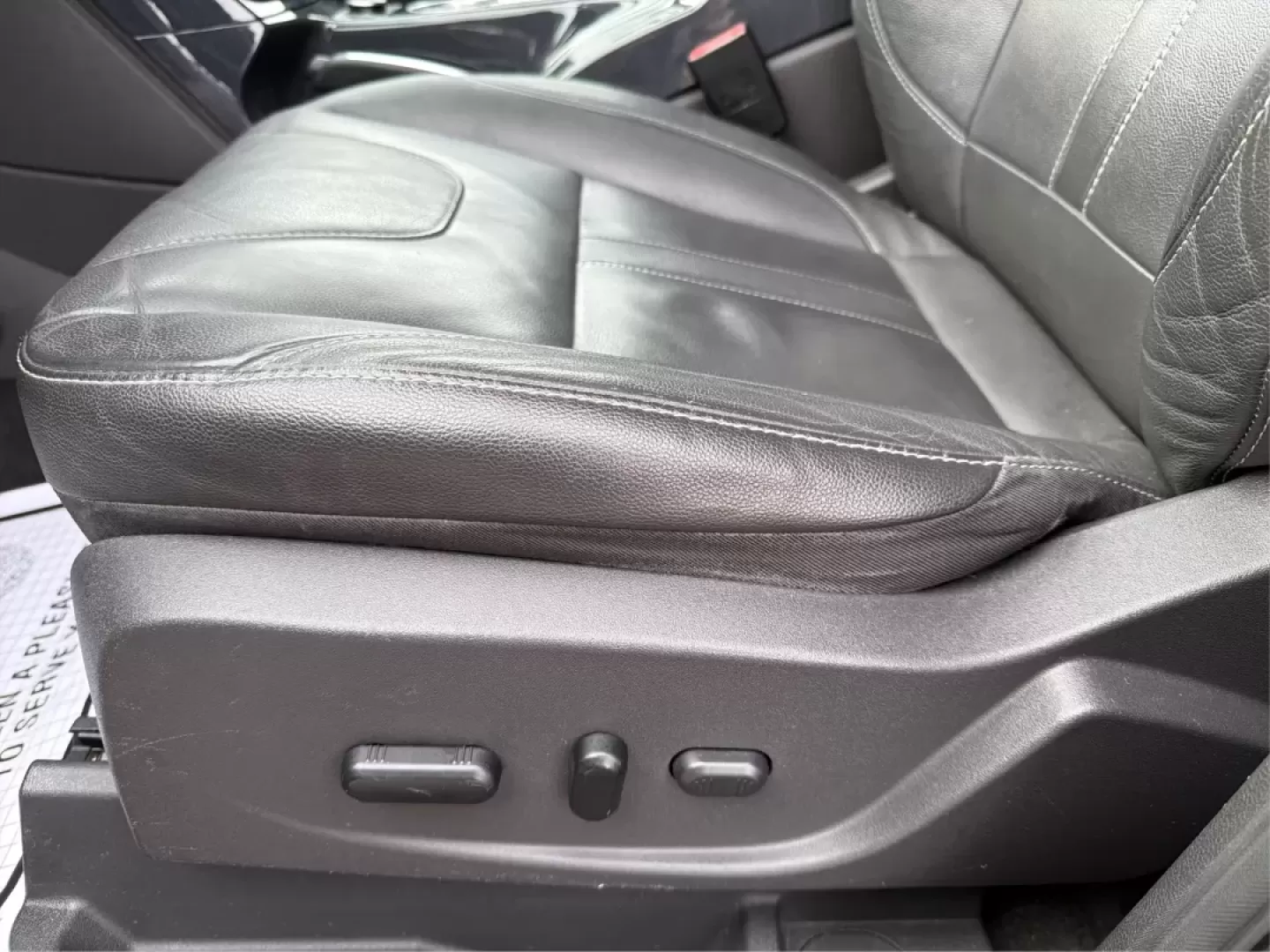 2013 Ford Escape Titanium (1FMCU9J90DU) with an EcoBoost 2L I-4 gasoline direct injection engine, located at 401 Woodman Dr, Riverside, OH, 45431, (937) 908-9800, 39.760899, -84.123421 - **Explore the Open Road with Confidence: 2013 Ford Escape Titanium at Advantage Car and Credit!**<br /> <br /> Are you ready for your next adventure? Whether you're taking the kids to soccer practice, planning weekend getaways, or commuting to work, this 2013 Ford Escape Titanium is the perfect comp - Photo#18