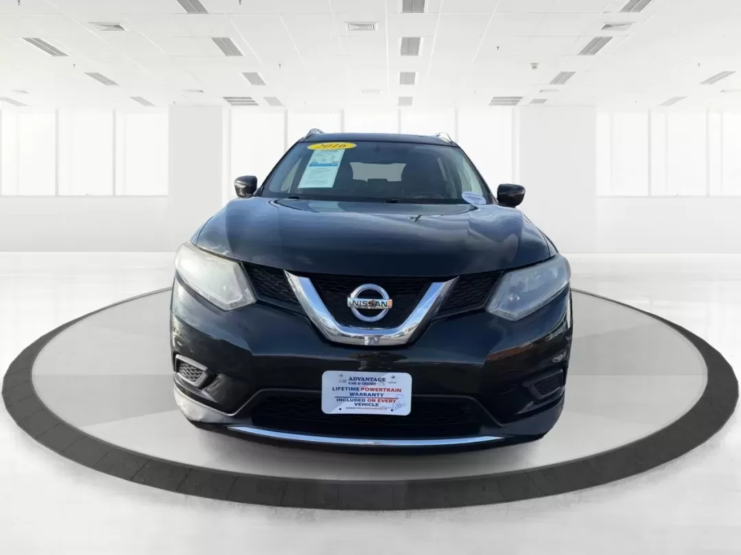 2016 Nissan Rogue SV (KNMAT2MV1GP) with an 2.5L I-4 DOHC engine, located at 880 E. National Road, Vandalia, OH, 45377, (937) 908-9800, 39.891918, -84.183594 - **Experience Adventure with the 2016 Nissan Rogue SV at Advantage Car and Credit - Vandalia!**<br /> <br /> Are you ready to elevate your daily commute or take weekend adventures to the next level? The 2016 Nissan Rogue SV is here to provide you with the perfect blend of comfort, versatility, and ca - Photo#7