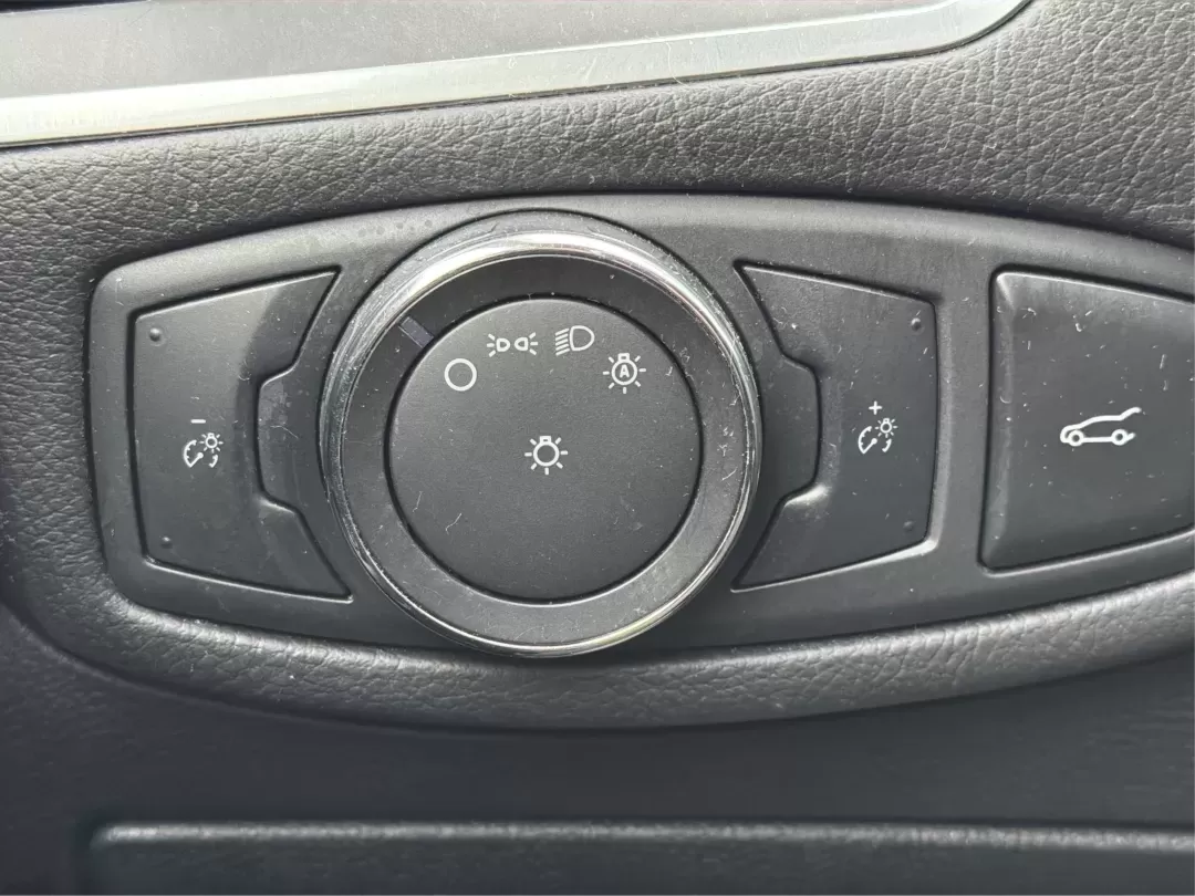 2015 Ford Edge Titanium (2FMTK3K89FB) with an Other engine, located at 8750 N County Rd 25A, Piqua, OH, 45356, (937) 908-9800, 40.164391, -84.232513 - **Explore New Horizons with the 2015 Ford Edge Titanium at Advantage Car and Credit**<br /> <br /> If you're on the hunt for a versatile SUV that can handle anything from daily commutes to weekend adventures, look no further than the 2015 Ford Edge Titanium. This sporty utility vehicle is the perfec - Photo#17