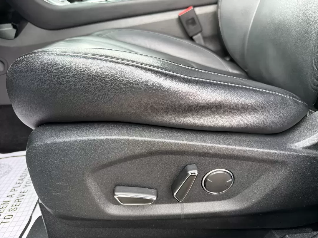 2015 Ford Edge Titanium (2FMTK3K89FB) with an Other engine, located at 8750 N County Rd 25A, Piqua, OH, 45356, (937) 908-9800, 40.164391, -84.232513 - **Explore New Horizons with the 2015 Ford Edge Titanium at Advantage Car and Credit**<br /> <br /> If you're on the hunt for a versatile SUV that can handle anything from daily commutes to weekend adventures, look no further than the 2015 Ford Edge Titanium. This sporty utility vehicle is the perfec - Photo#18