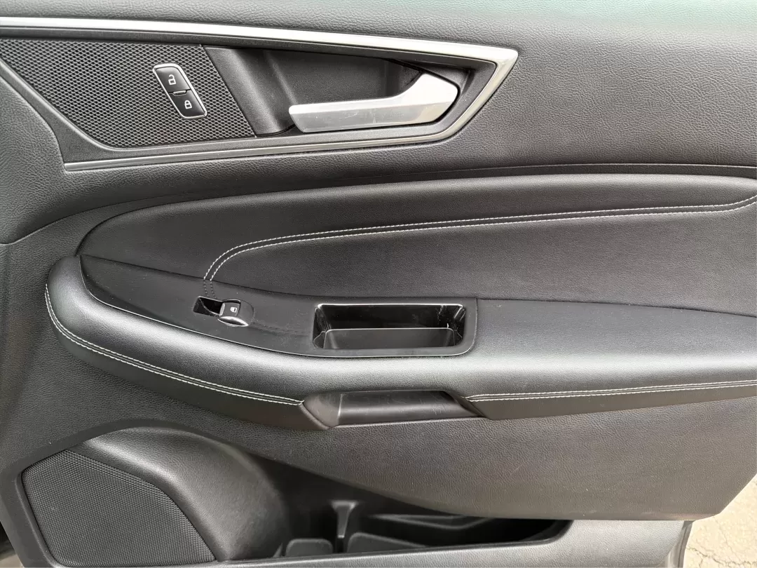 2015 Ford Edge Titanium (2FMTK3K89FB) with an Other engine, located at 8750 N County Rd 25A, Piqua, OH, 45356, (937) 908-9800, 40.164391, -84.232513 - **Explore New Horizons with the 2015 Ford Edge Titanium at Advantage Car and Credit**<br /> <br /> If you're on the hunt for a versatile SUV that can handle anything from daily commutes to weekend adventures, look no further than the 2015 Ford Edge Titanium. This sporty utility vehicle is the perfec - Photo#20