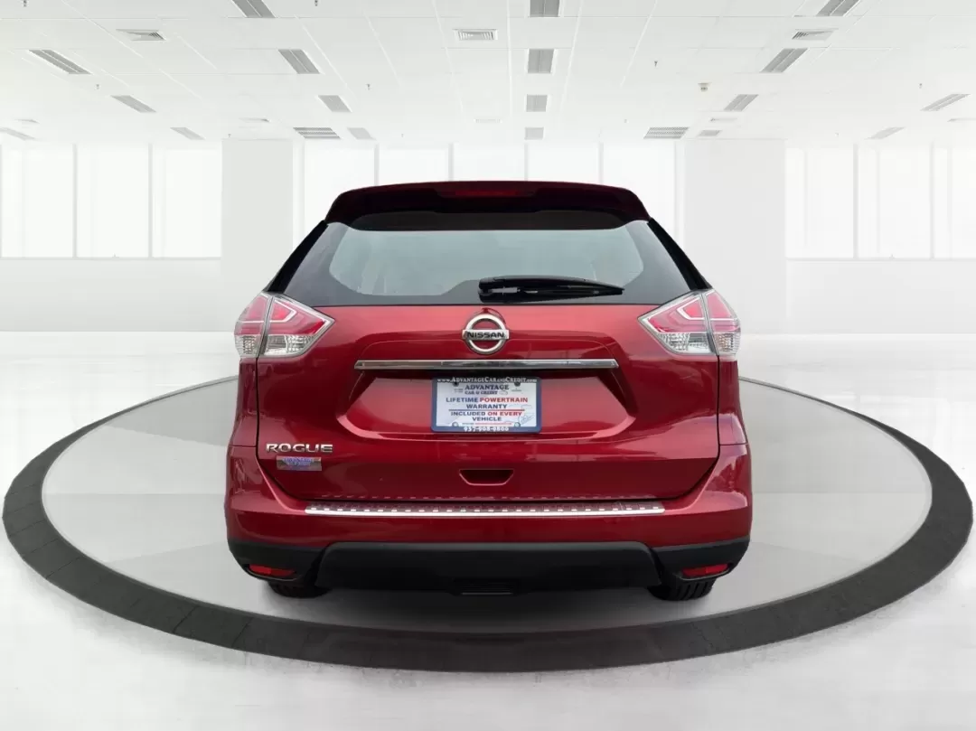 2015 Nissan Rogue S (KNMAT2MT8FP) with an 2.5L I-4 DOHC engine, located at 8750 N County Rd 25A, Piqua, OH, 45356, (937) 908-9800, 40.164391, -84.232513 - **Discover Your Next Adventure with the 2015 Nissan Rogue at Advantage Car and Credit - Piqua**<br /> <br /> Are you ready to elevate your family outings, weekend getaways, or daily commutes? Look no further than the stunning 2015 Nissan Rogue, available now at Advantage Car and Credit, your trusted - Photo#3
