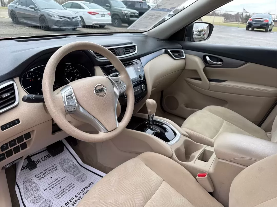 2015 Nissan Rogue S (KNMAT2MT8FP) with an 2.5L I-4 DOHC engine, located at 8750 N County Rd 25A, Piqua, OH, 45356, (937) 908-9800, 40.164391, -84.232513 - **Discover Your Next Adventure with the 2015 Nissan Rogue at Advantage Car and Credit - Piqua**<br /> <br /> Are you ready to elevate your family outings, weekend getaways, or daily commutes? Look no further than the stunning 2015 Nissan Rogue, available now at Advantage Car and Credit, your trusted - Photo#9