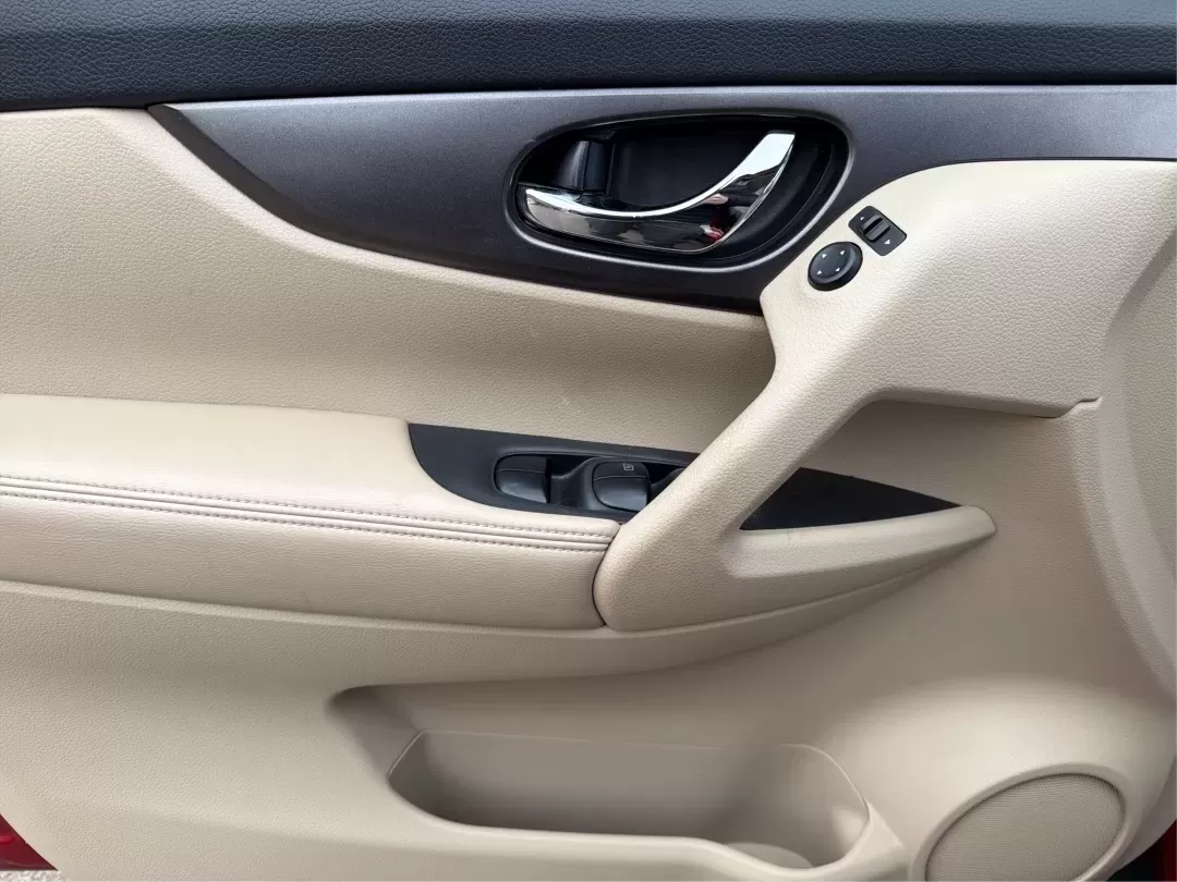 2015 Nissan Rogue S (KNMAT2MT8FP) with an 2.5L I-4 DOHC engine, located at 8750 N County Rd 25A, Piqua, OH, 45356, (937) 908-9800, 40.164391, -84.232513 - **Discover Your Next Adventure with the 2015 Nissan Rogue at Advantage Car and Credit - Piqua**<br /> <br /> Are you ready to elevate your family outings, weekend getaways, or daily commutes? Look no further than the stunning 2015 Nissan Rogue, available now at Advantage Car and Credit, your trusted - Photo#17