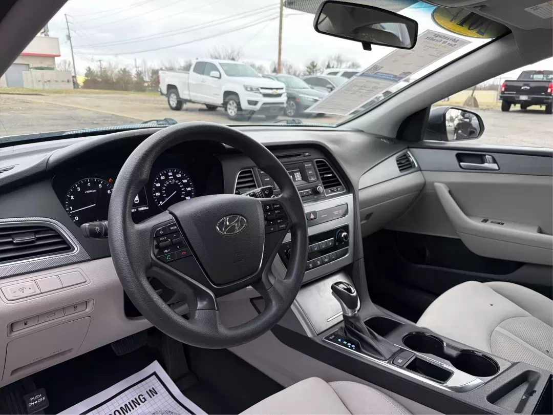 2017 Hyundai Sonata Base (5NPE24AF8HH) with an Other engine, located at 4508 South Dixie Dr, Moraine, OH, 45439, (937) 908-9800, 39.689976, -84.218452 - ### Drive Your Dream: 2017 Hyundai Sonata Perfect for Families and Commuters Alike!<br /> <br /> Looking for a reliable sedan that fits seamlessly into your busy lifestyle? The 2017 Hyundai Sonata is here to make every drive a pleasure, whether you're commuting to work, shuttling kids to soccer pra - Photo#9