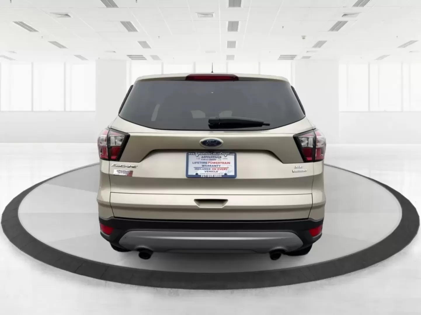 2017 Ford Escape SE (1FMCU0GD1HU) with an Other engine, located at 8750 N County Rd 25A, Piqua, OH, 45356, (937) 908-9800, 40.164391, -84.232513 - Are you ready to elevate your driving experience? Whether you're navigating daily commutes, embarking on weekend getaways, or simply enjoying family outings, the 2017 Ford Escape SE is the perfect companion for your active lifestyle. This well-appointed SUV promises versatility and comfort, making i - Photo#3