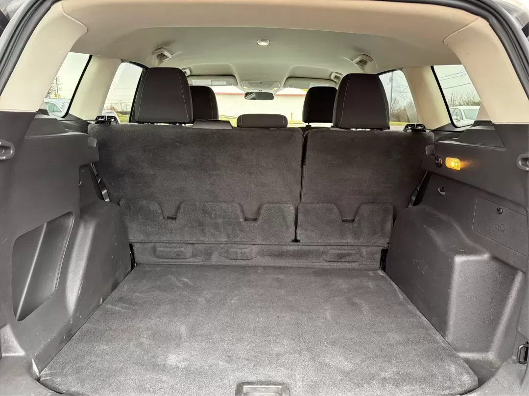 2017 Ford Escape SE (1FMCU0GD1HU) with an Other engine, located at 4508 South Dixie Dr, Moraine, OH, 45439, (937) 908-9800, 39.689976, -84.218452 - Are you ready to elevate your driving experience? Whether you're navigating daily commutes, embarking on weekend getaways, or simply enjoying family outings, the 2017 Ford Escape SE is the perfect companion for your active lifestyle. This well-appointed SUV promises versatility and comfort, making i - Photo#12