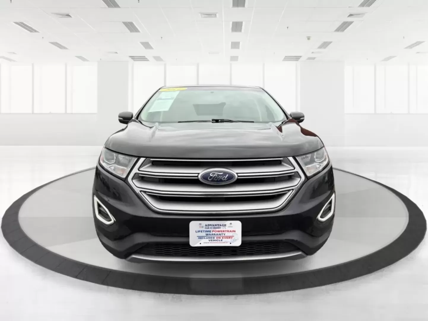 2017 Ford Edge Titanium (2FMPK4K92HB) with an 2.0L L4 DOHC 16V engine, 6A transmission, located at 4508 South Dixie Dr, Moraine, OH, 45439, (937) 908-9800, 39.689976, -84.218452 - **Unleash Adventure with the 2017 Ford Edge Titanium at Advantage Car and Credit Moraine! Experience Comfort, Style, and Affordability!**<br /> <br /> Are you searching for the perfect SUV to enhance your family adventures or accommodate your daily commute in style? Look no further than this stunni - Photo#7