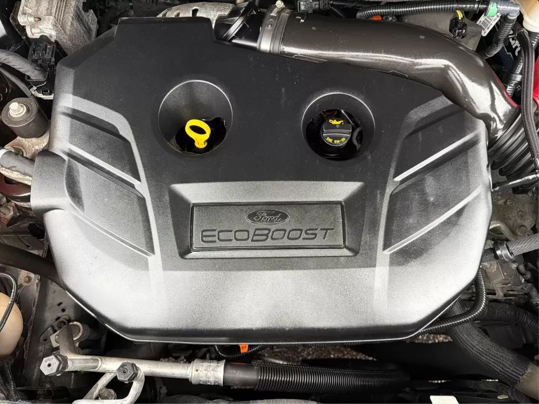 2017 Ford Edge Titanium (2FMPK4K92HB) with an Other engine, located at 4508 South Dixie Dr, Moraine, OH, 45439, (937) 908-9800, 39.689976, -84.218452 - **Unleash Adventure with the 2017 Ford Edge Titanium at Advantage Car and Credit Moraine! Experience Comfort, Style, and Affordability!**<br /> <br /> Are you searching for the perfect SUV to enhance your family adventures or accommodate your daily commute in style? Look no further than this stunni - Photo#11