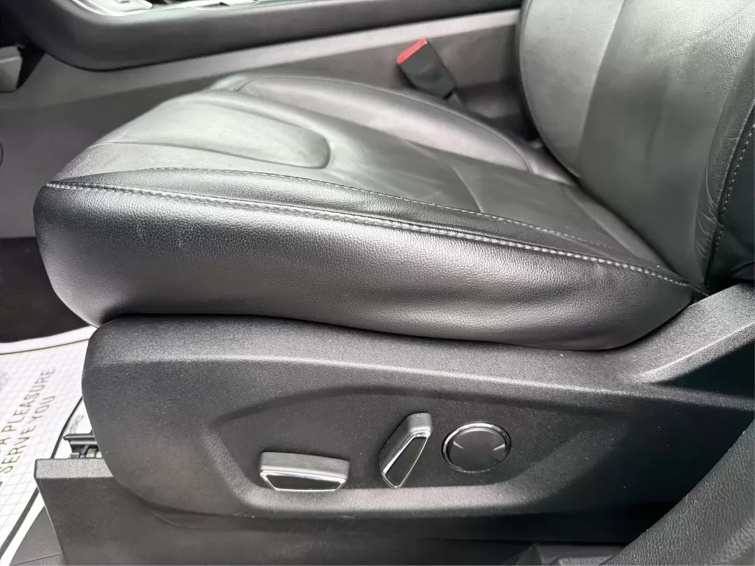 2017 Ford Edge Titanium (2FMPK4K92HB) with an Other engine, located at 4508 South Dixie Dr, Moraine, OH, 45439, (937) 908-9800, 39.689976, -84.218452 - **Unleash Adventure with the 2017 Ford Edge Titanium at Advantage Car and Credit Moraine! Experience Comfort, Style, and Affordability!**<br /> <br /> Are you searching for the perfect SUV to enhance your family adventures or accommodate your daily commute in style? Look no further than this stunni - Photo#18