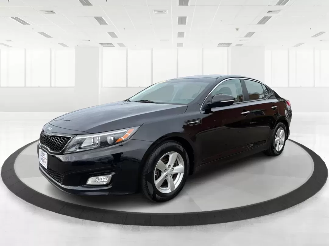 2015 Kia Optima LX (KNAGM4A73F5) with an Theta II 2.4L I-4 gasoline direct injection engine, located at 1951 S Dayton Lakeview Rd., New Carlisle, OH, 45344, (937) 908-9800, 39.890999, -84.050255 - Are you looking for a reliable sedan that combines style, comfort, and affordability? Look no further! At Advantage Car and Credit in New Carlisle, OH, we are excited to present this stunning 2015 Kia Optima LX, perfect for anyone from budget-conscious buyers to those needing a dependable vehicle fo - Photo#8