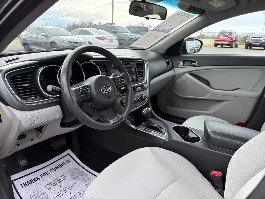 2015 Kia Optima LX (KNAGM4A73F5) with an Theta II 2.4L I-4 gasoline direct injection engine, located at 1951 S Dayton Lakeview Rd., New Carlisle, OH, 45344, (937) 908-9800, 39.890999, -84.050255 - Are you looking for a reliable sedan that combines style, comfort, and affordability? Look no further! At Advantage Car and Credit in New Carlisle, OH, we are excited to present this stunning 2015 Kia Optima LX, perfect for anyone from budget-conscious buyers to those needing a dependable vehicle fo - Photo#9
