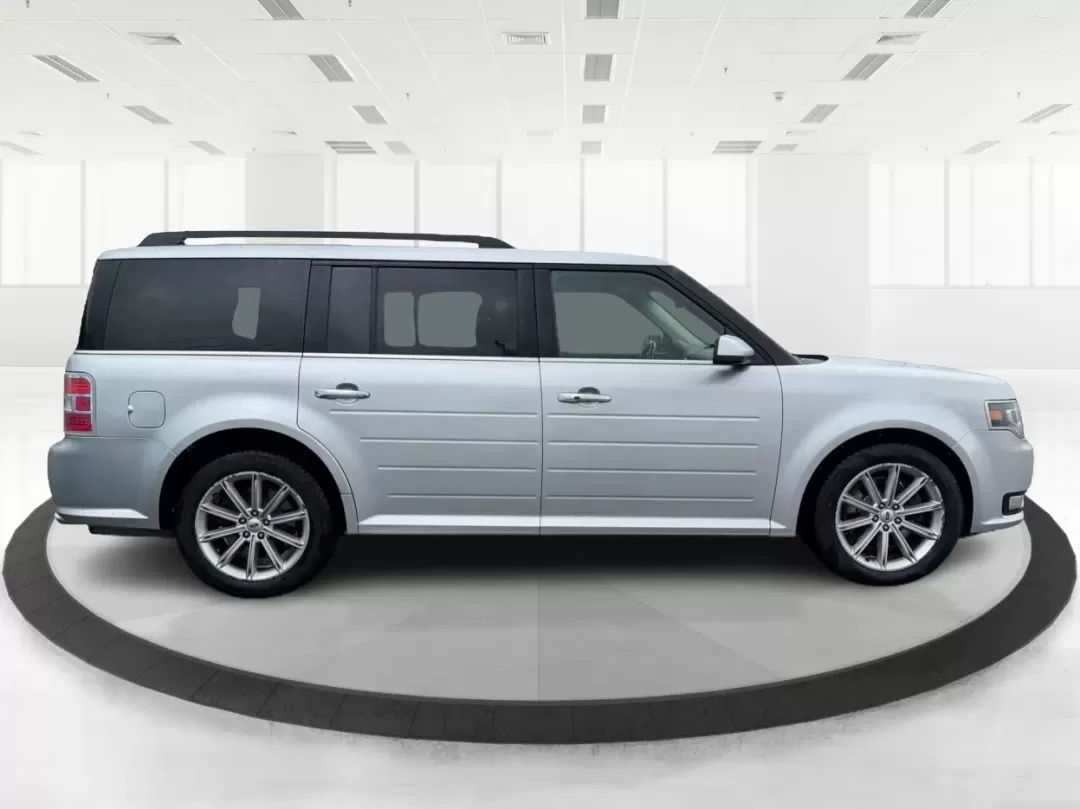 2016 Ford Flex Limited (2FMHK6D8XGB) with an 3.5L V-6 DOHC engine, located at 1099 N County Rd 25A , Troy, OH, 45373, (937) 908-9800, 40.057079, -84.212883 - **Adventure Awaits with the 2016 Ford Flex Limited Perfect for Family Road Trips!**<br /> <br /> Looking for the ideal family vehicle that combines spaciousness, comfort, and reliability? At Advantage Car and Credit in Troy, OH, we present the 2016 Ford Flex Limited, an SUV designed for all your fa - Photo#1