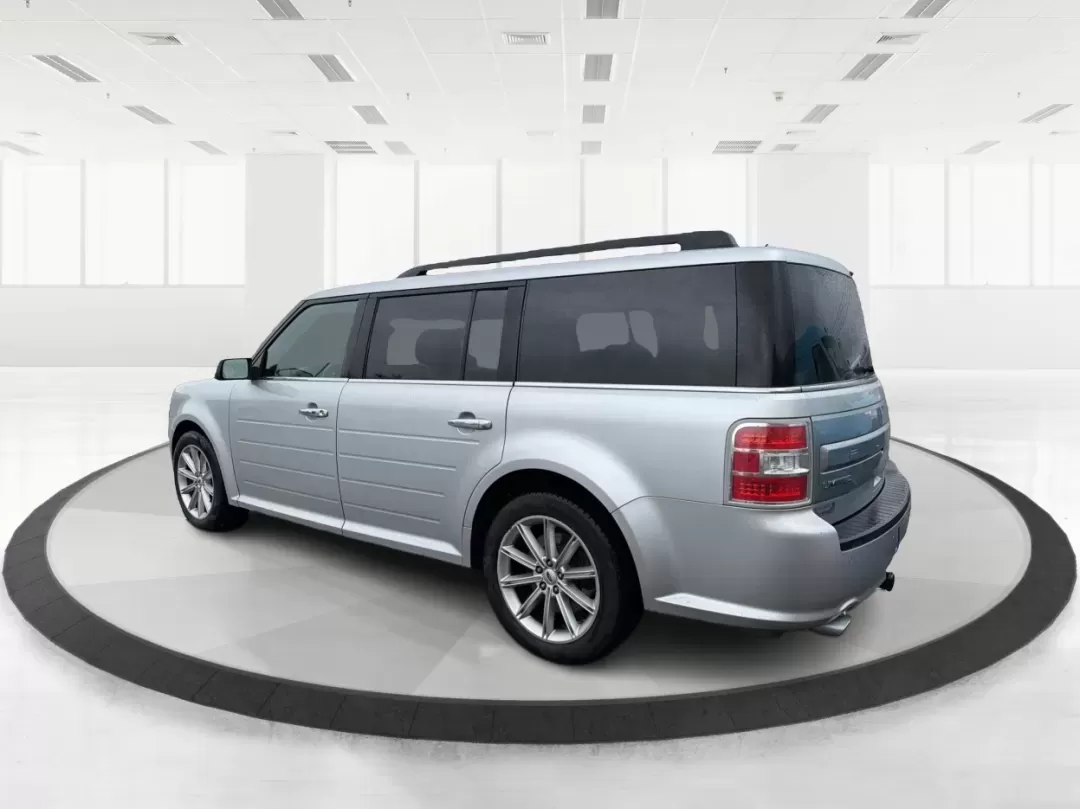 2016 Ford Flex Limited (2FMHK6D8XGB) with an 3.5L V-6 DOHC engine, located at 1099 N County Rd 25A , Troy, OH, 45373, (937) 908-9800, 40.057079, -84.212883 - **Adventure Awaits with the 2016 Ford Flex Limited Perfect for Family Road Trips!**<br /> <br /> Looking for the ideal family vehicle that combines spaciousness, comfort, and reliability? At Advantage Car and Credit in Troy, OH, we present the 2016 Ford Flex Limited, an SUV designed for all your fa - Photo#4
