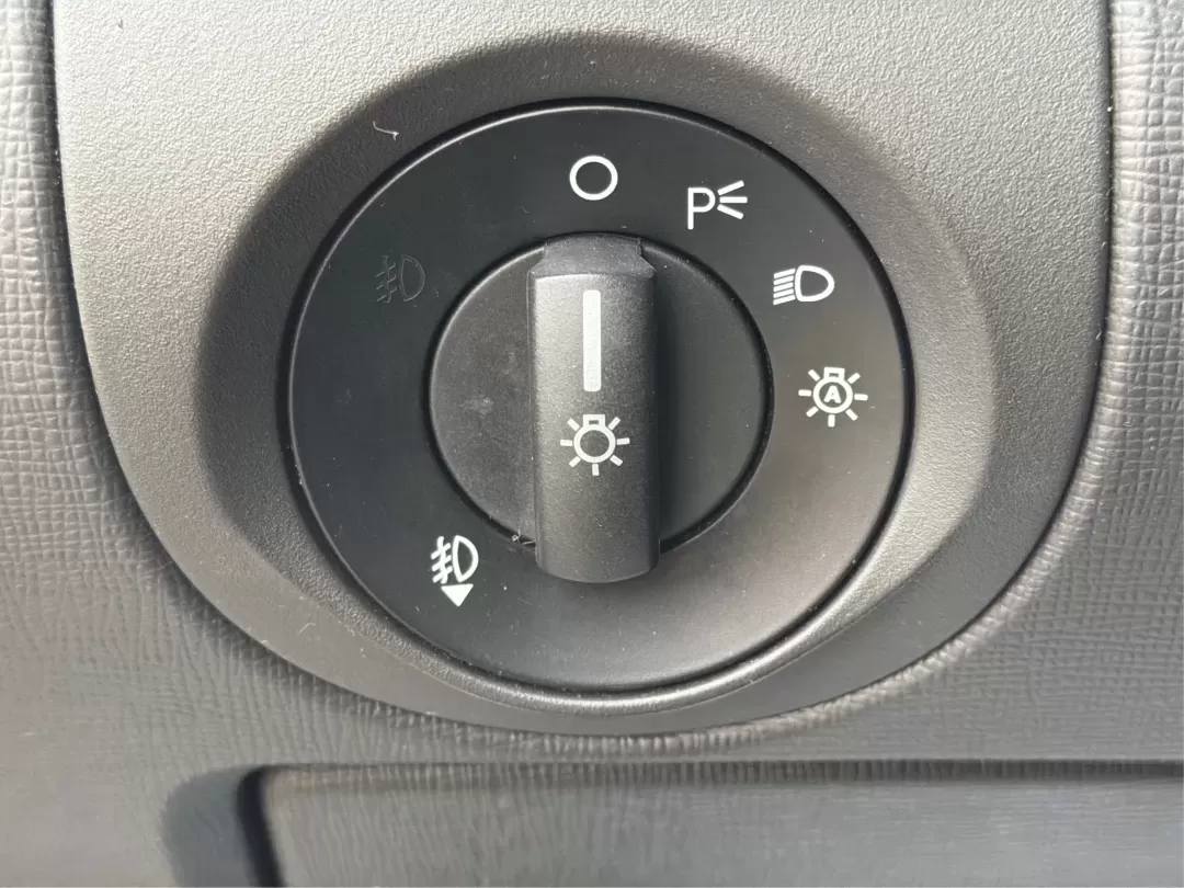 2016 Ford Flex Limited (2FMHK6D8XGB) with an 3.5L V-6 DOHC engine, located at 1099 N County Rd 25A , Troy, OH, 45373, (937) 908-9800, 40.057079, -84.212883 - **Adventure Awaits with the 2016 Ford Flex Limited Perfect for Family Road Trips!**<br /> <br /> Looking for the ideal family vehicle that combines spaciousness, comfort, and reliability? At Advantage Car and Credit in Troy, OH, we present the 2016 Ford Flex Limited, an SUV designed for all your fa - Photo#17