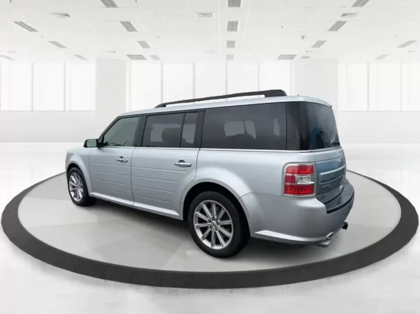 2016 Ford Flex Limited (2FMHK6D8XGB) with an 3.5L V-6 DOHC engine, 6A transmission, located at 1099 N County Rd 25A , Troy, OH, 45373, (937) 908-9800, 40.057079, -84.212883 - **Adventure Awaits with the 2016 Ford Flex Limited Perfect for Family Road Trips!**<br /> <br /> Looking for the ideal family vehicle that combines spaciousness, comfort, and reliability? At Advantage Car and Credit in Troy, OH, we present the 2016 Ford Flex Limited, an SUV designed for all your fa - Photo#4