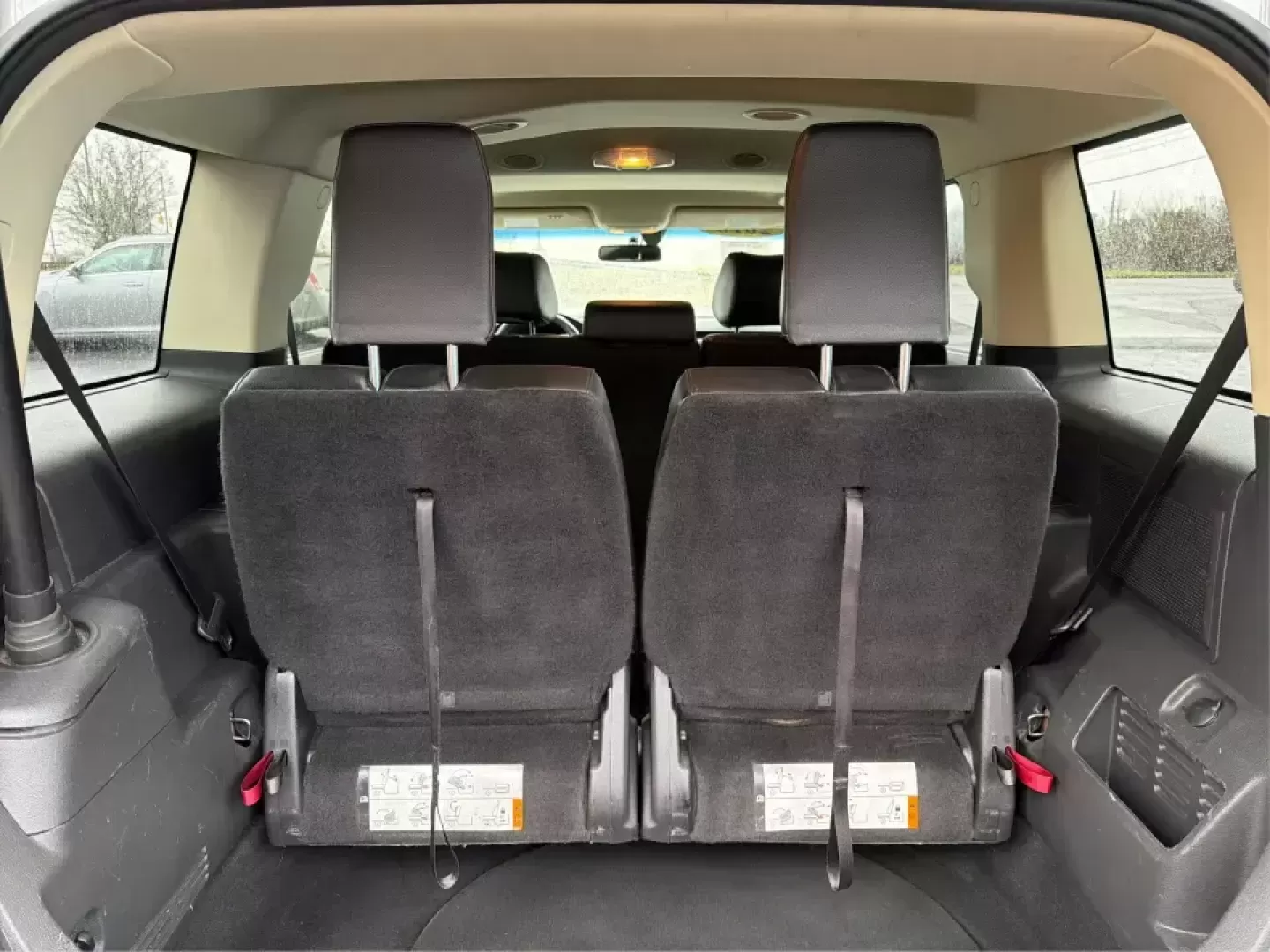 2016 Ford Flex Limited (2FMHK6D8XGB) with an 3.5L V-6 DOHC engine, 6A transmission, located at 1099 N County Rd 25A , Troy, OH, 45373, (937) 908-9800, 40.057079, -84.212883 - **Adventure Awaits with the 2016 Ford Flex Limited Perfect for Family Road Trips!**<br /> <br /> Looking for the ideal family vehicle that combines spaciousness, comfort, and reliability? At Advantage Car and Credit in Troy, OH, we present the 2016 Ford Flex Limited, an SUV designed for all your fa - Photo#12