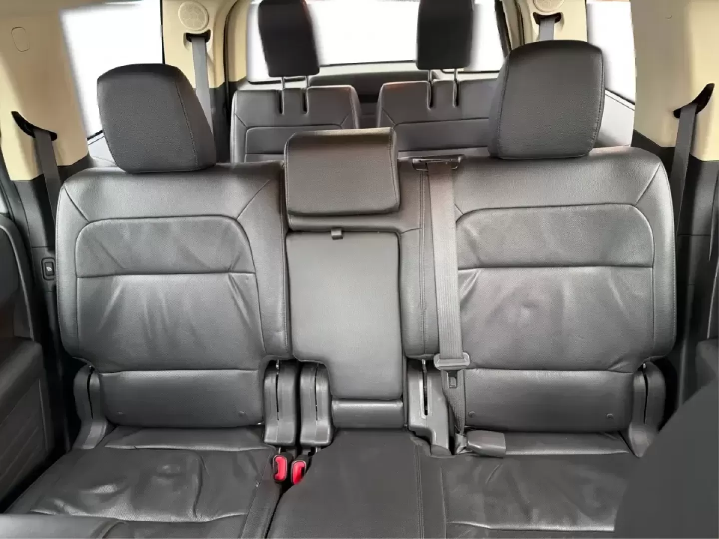 2016 Ford Flex Limited (2FMHK6D8XGB) with an 3.5L V-6 DOHC engine, 6A transmission, located at 1099 N County Rd 25A , Troy, OH, 45373, (937) 908-9800, 40.057079, -84.212883 - **Adventure Awaits with the 2016 Ford Flex Limited Perfect for Family Road Trips!**<br /> <br /> Looking for the ideal family vehicle that combines spaciousness, comfort, and reliability? At Advantage Car and Credit in Troy, OH, we present the 2016 Ford Flex Limited, an SUV designed for all your fa - Photo#14