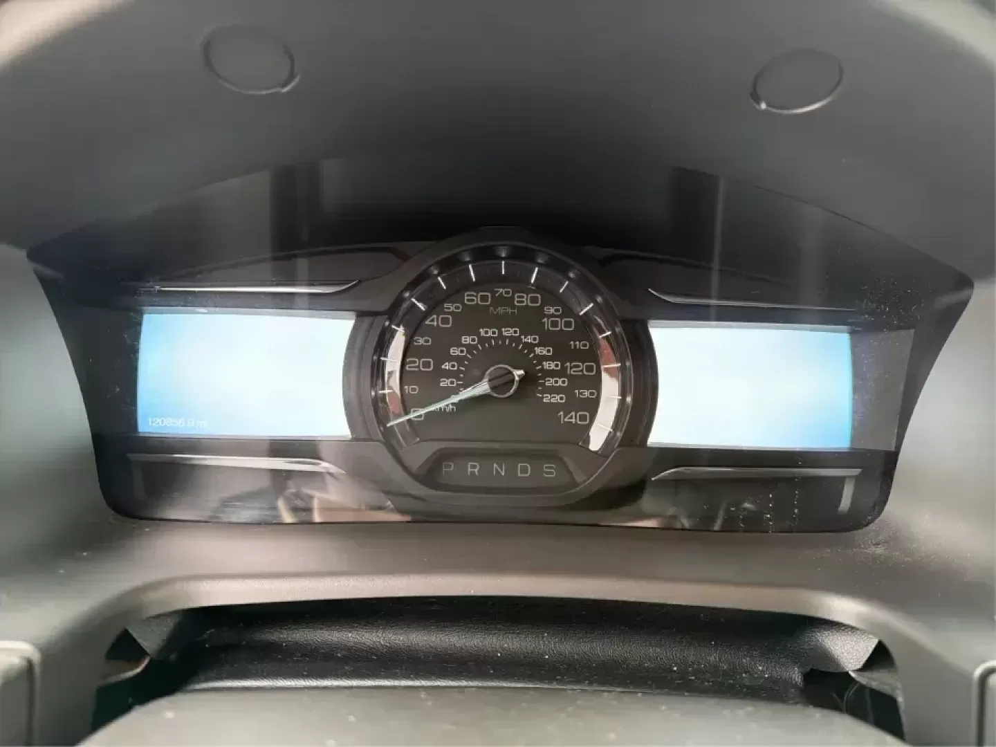 2016 Ford Flex Limited (2FMHK6D8XGB) with an 3.5L V-6 DOHC engine, 6A transmission, located at 1099 N County Rd 25A , Troy, OH, 45373, (937) 908-9800, 40.057079, -84.212883 - **Adventure Awaits with the 2016 Ford Flex Limited Perfect for Family Road Trips!**<br /> <br /> Looking for the ideal family vehicle that combines spaciousness, comfort, and reliability? At Advantage Car and Credit in Troy, OH, we present the 2016 Ford Flex Limited, an SUV designed for all your fa - Photo#15