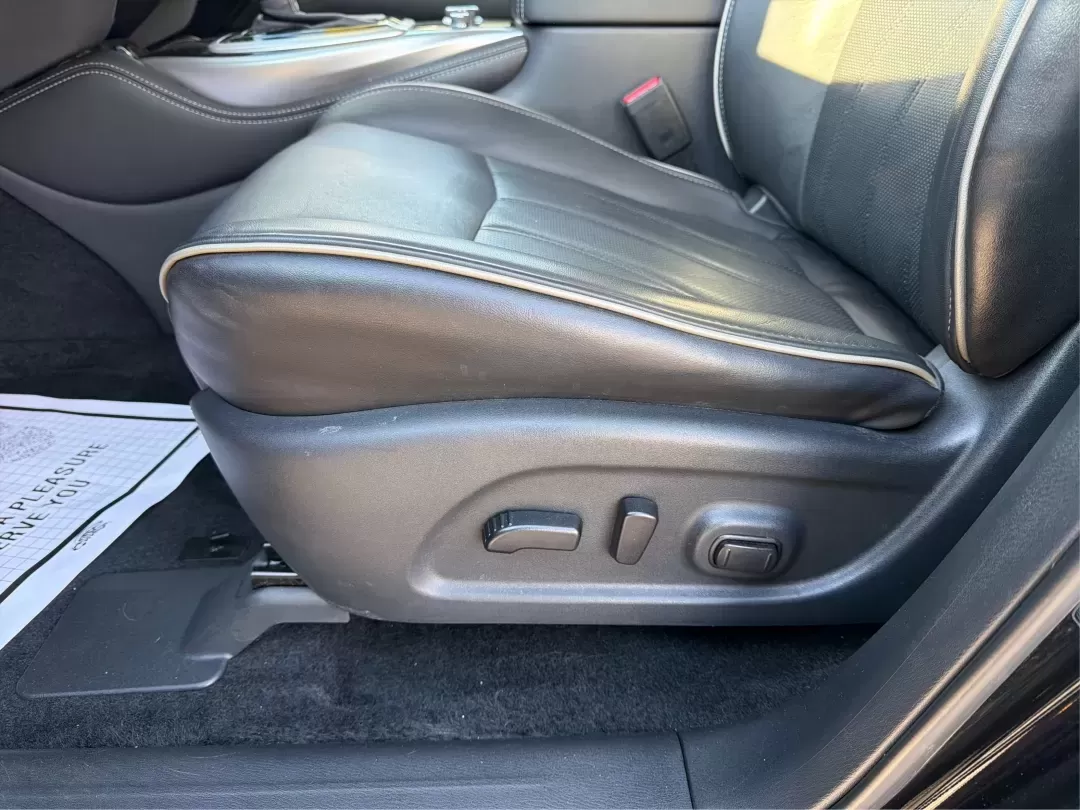 2019 Infiniti QX60 LUXE (5N1DL0MM2KC) with an VQ 3.5L V-6 gasoline direct injection engine, located at 8750 N County Rd 25A, Piqua, OH, 45356, (937) 908-9800, 40.164391, -84.232513 - **Discover Your Next Adventure with the 2019 Infiniti QX60 at Advantage Car and Credit - Piqua!**<br /> <br /> Are you ready to elevate your family's weekend getaways or daily commutes? The 2019 Infiniti QX60 is the perfect blend of luxury, space, and performance, designed for families, adventure se - Photo#18