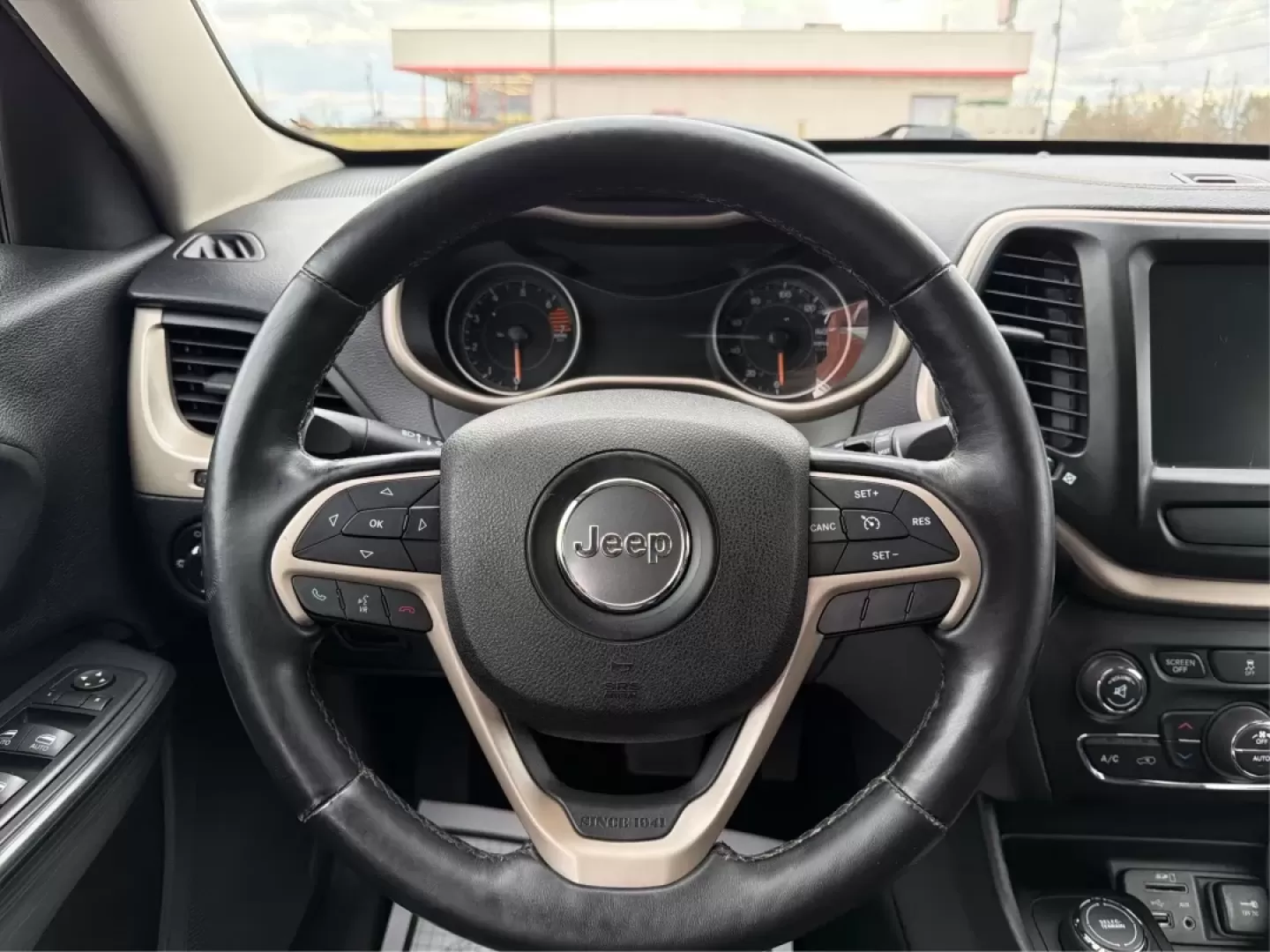 2016 Jeep Cherokee Limited (1C4PJMDB4GW) with an Other engine, located at 401 Woodman Dr, Riverside, OH, 45431, (937) 908-9800, 39.760899, -84.123421 - **Explore Adventure with the 2016 Jeep Cherokee Limited Your Ultimate Crossover Companion!**<br /> <br /> Are you ready to elevate your lifestyle with a vehicle that adapts to your needs? The 2016 Jeep Cherokee Limited is the perfect blend of comfort, style, and versatility, making it an ideal choi - Photo#16