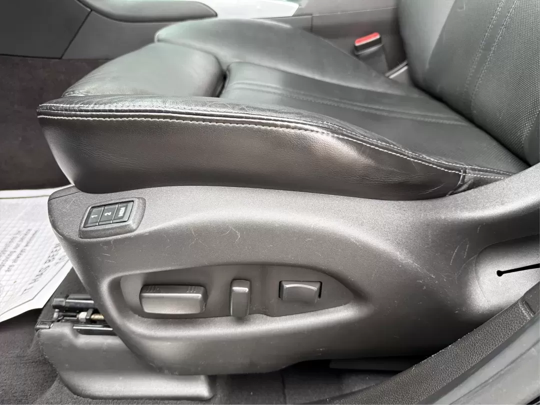 2012 Cadillac SRX Luxury Collection (3GYFNAE33CS) with an 3.6L V-6 gasoline direct injection engine, located at 401 Woodman Dr, Riverside, OH, 45431, (937) 908-9800, 39.760899, -84.123421 - **Experience the Luxury of the 2012 Cadillac SRX: Your Perfect Family SUV Awaits!**<br /> <br /> Are you in search of a vehicle that seamlessly marries style, comfort, and practicality? Whether you're looking for a family-friendly SUV for school drop-offs, a reliable companion for long commutes, or - Photo#17