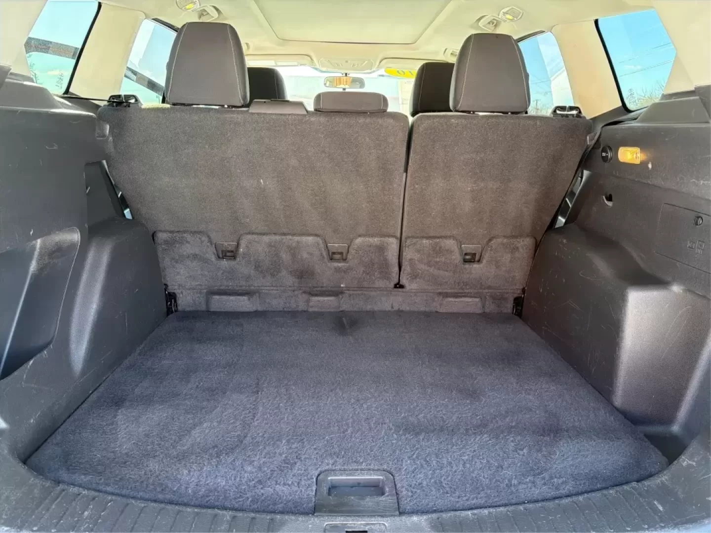 2016 Ford Escape SE (1FMCU0G79GU) with an Other engine, located at 1230 East Main St, Xenia, OH, 45385, (937) 908-9800, 39.688026, -83.910172 - **Adventure Awaits with the 2016 Ford Escape SE Your Perfect Companion for Life on the Go!**<br /> <br /> Are you ready to elevate your driving experience? The 2016 Ford Escape SE is not just a vehicle; it's a lifestyle upgrade designed for those who crave versatility and comfort. Whether you're a - Photo#12