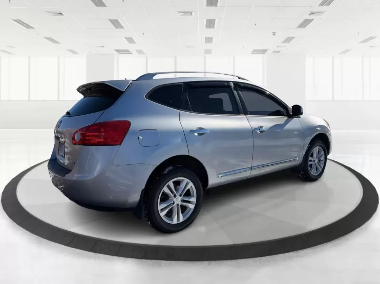 2012 Nissan Rogue SV (JN8AS5MT4CW) with an 2.5L I-4 DOHC engine, Continuously Variable Transmission transmission, located at 1184 Kauffman Ave, Fairborn, OH, 45324, (937) 908-9800, 39.807072, -84.030914 - **Explore New Horizons with the 2012 Nissan Rogue SV Your Ideal Family SUV!**<br /> <br /> Imagine embarking on a road trip filled with laughter and memories or navigating through the daily hustle and bustle with ease. The 2012 Nissan Rogue SV at Advantage Car and Credit in Fairborn, OH, is the per - Photo#2