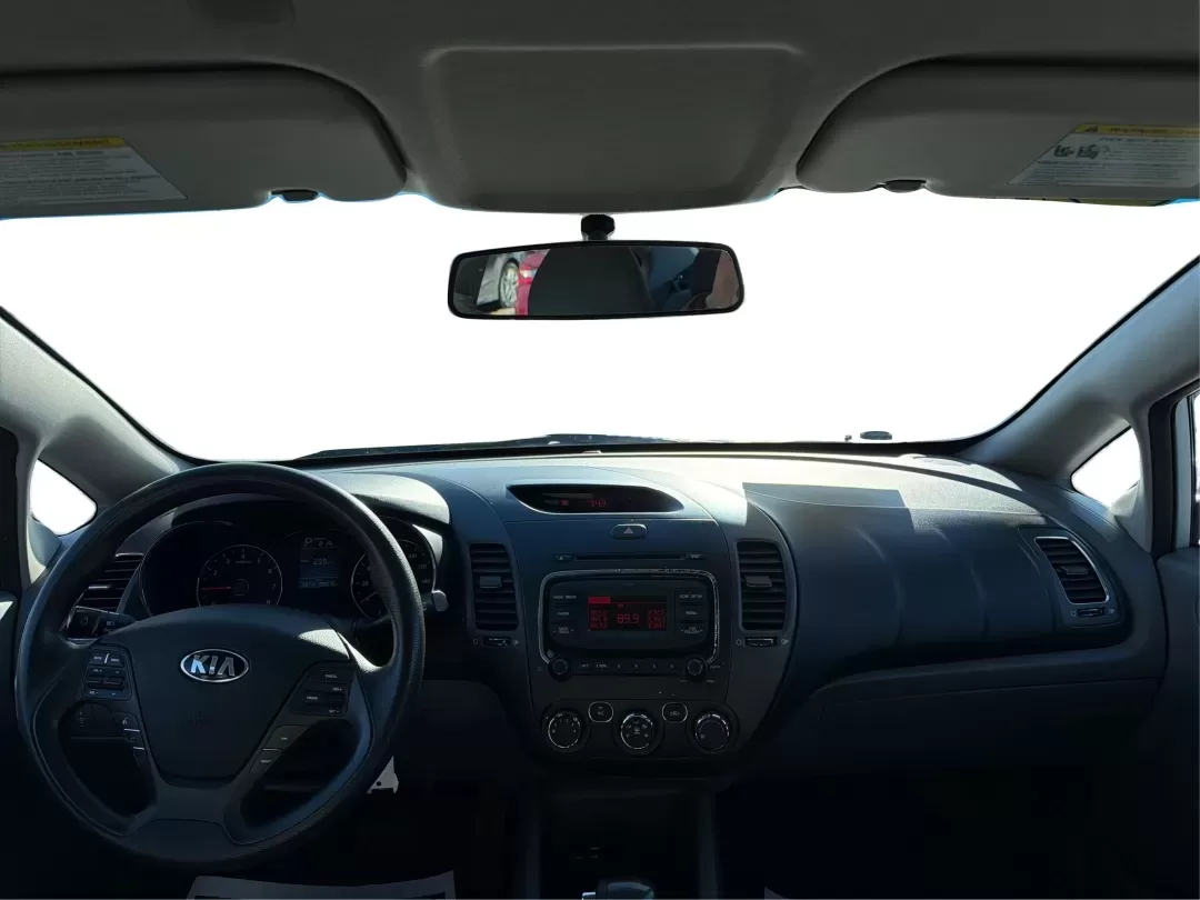 2018 Kia Forte LX (3KPFK4A72JE) with an 2L I-4 DOHC engine, located at 1230 East Main St, Xenia, OH, 45385, (937) 908-9800, 39.688026, -83.910172 - ### Drive into Adventure with the 2018 Kia Forte LX at Advantage Car and Credit - Xenia!<br /> <br /> Are you ready to elevate your daily commute or weekend getaway? The 2018 Kia Forte LX, available now at Advantage Car and Credit in Xenia, OH, is the perfect vehicle for both the budget-conscious bu - Photo#19