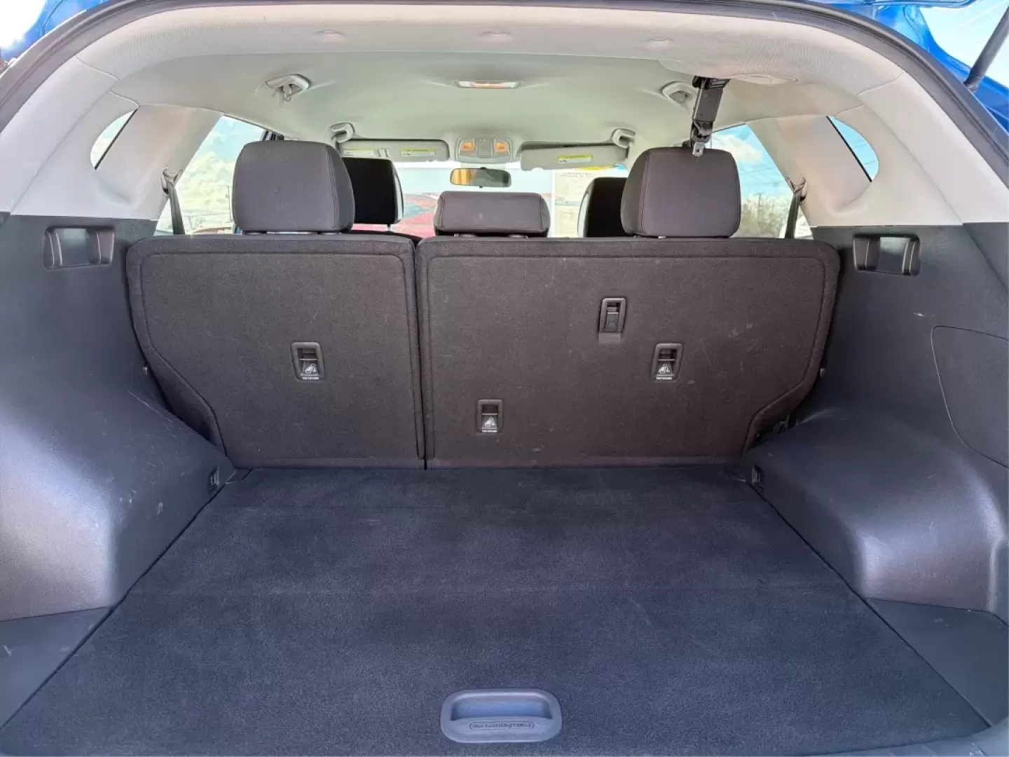 2018 Hyundai Tucson SEL (KM8J3CA43JU) with an Nu 2L I-4 gasoline direct injection engine, located at 8750 N County Rd 25A, Piqua, OH, 45356, (937) 908-9800, 40.164391, -84.232513 - Are you ready to elevate your adventures? Whether you're a growing family in need of a reliable SUV or a commuter looking for comfort on long drives, this 2018 Hyundai Tucson SEL is your ticket to a life filled with experiences. Discover the perfect blend of performance, safety, and technology at Ad - Photo#12