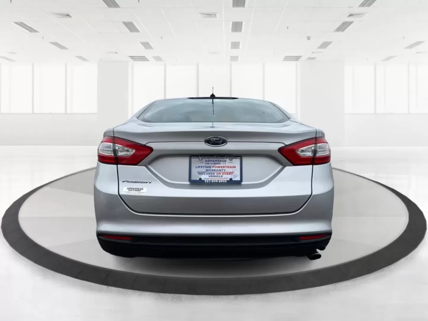 2014 Ford Fusion S (3FA6P0G70ER) with an 2.5L L4 DOHC 16V engine, Automatic transmission, located at 1951 S Dayton Lakeview Rd., New Carlisle, OH, 45344, (937) 908-9800, 39.890999, -84.050255 - **Discover a New Level of Comfort and Style with the 2014 Ford Fusion at Advantage Car and Credit!**<br /> <br /> Are you on the hunt for a reliable sedan that perfectly balances style, efficiency, and comfort? Look no further than the 2014 Ford Fusion, available now at Advantage Car and Credit in N - Photo#3