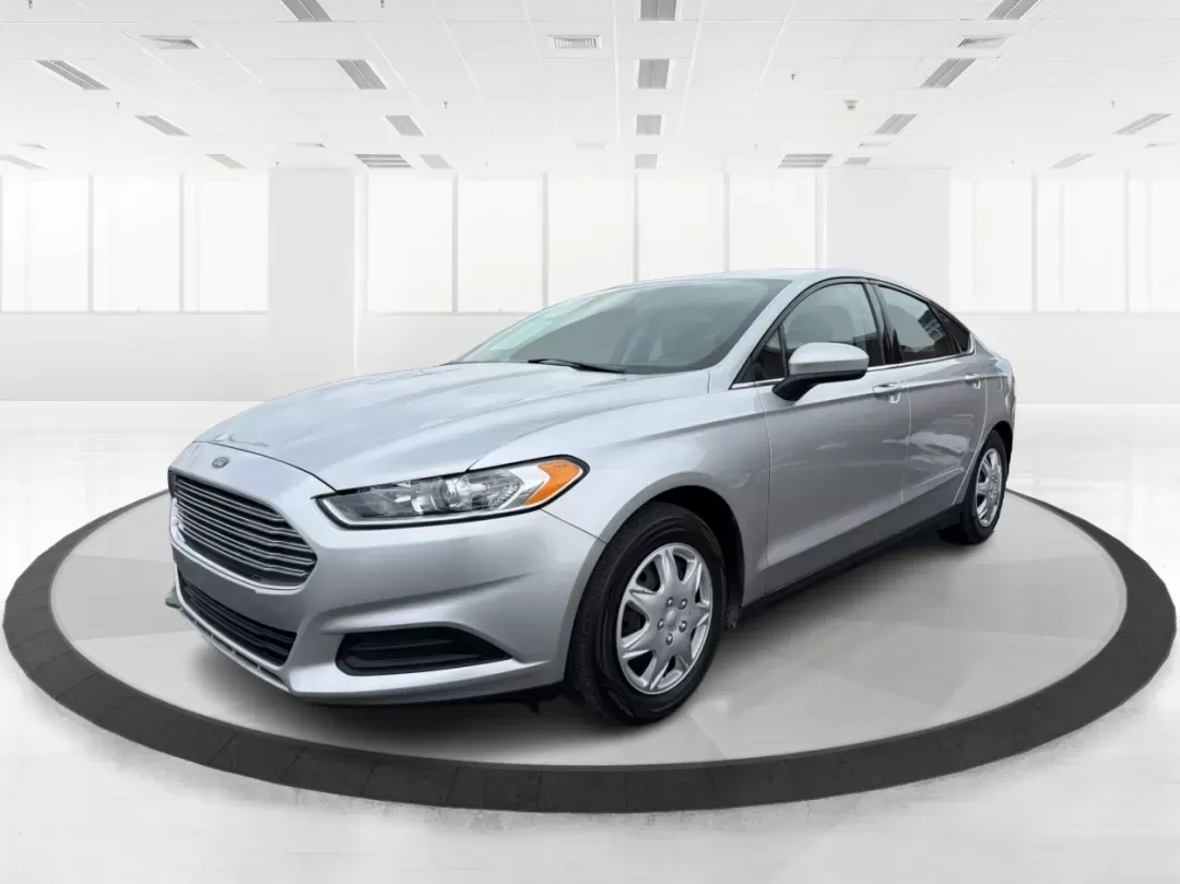 2014 Ford Fusion S (3FA6P0G70ER) with an 2.5L L4 DOHC 16V engine, located at 1951 S Dayton Lakeview Rd., New Carlisle, OH, 45344, (937) 908-9800, 39.890999, -84.050255 - **Discover a New Level of Comfort and Style with the 2014 Ford Fusion at Advantage Car and Credit!**<br /> <br /> Are you on the hunt for a reliable sedan that perfectly balances style, efficiency, and comfort? Look no further than the 2014 Ford Fusion, available now at Advantage Car and Credit in N - Photo#8