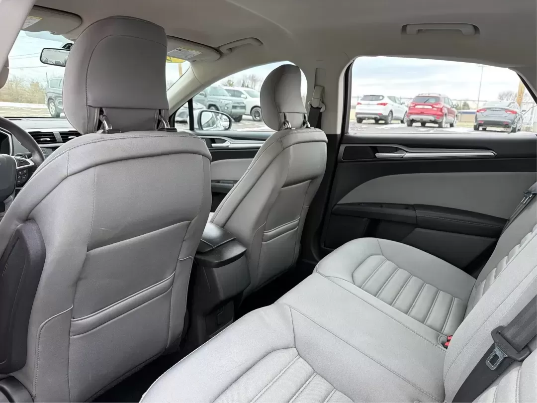 2014 Ford Fusion S (3FA6P0G70ER) with an 2.5L L4 DOHC 16V engine, located at 1951 S Dayton Lakeview Rd., New Carlisle, OH, 45344, (937) 908-9800, 39.890999, -84.050255 - **Discover a New Level of Comfort and Style with the 2014 Ford Fusion at Advantage Car and Credit!**<br /> <br /> Are you on the hunt for a reliable sedan that perfectly balances style, efficiency, and comfort? Look no further than the 2014 Ford Fusion, available now at Advantage Car and Credit in N - Photo#10