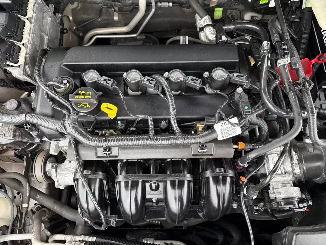 2014 Ford Fusion S (3FA6P0G70ER) with an 2.5L L4 DOHC 16V engine, located at 1951 S Dayton Lakeview Rd., New Carlisle, OH, 45344, (937) 908-9800, 39.890999, -84.050255 - **Discover a New Level of Comfort and Style with the 2014 Ford Fusion at Advantage Car and Credit!**<br /> <br /> Are you on the hunt for a reliable sedan that perfectly balances style, efficiency, and comfort? Look no further than the 2014 Ford Fusion, available now at Advantage Car and Credit in N - Photo#11