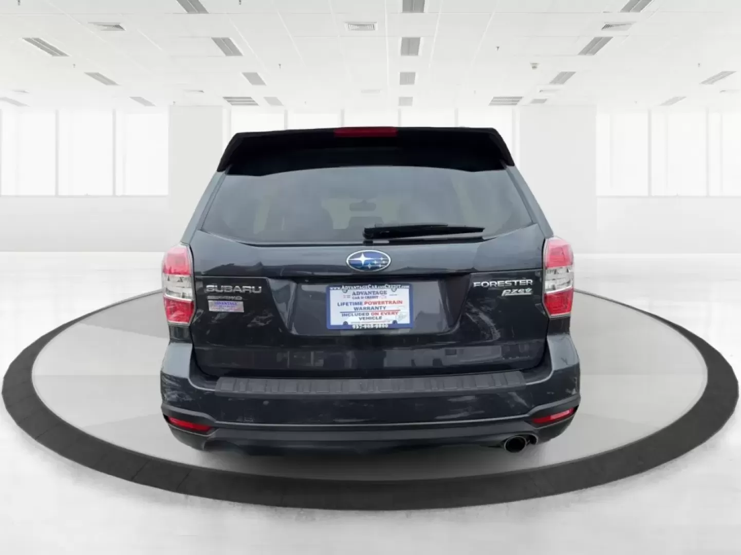 2015 Subaru Forester 2.5i Limited (JF2SJAKC0FH) with an 2.5L H-4 DOHC engine, 6-Speed Automatic transmission, located at 1184 Kauffman Ave, Fairborn, OH, 45324, (937) 908-9800, 39.807072, -84.030914 - Unleash your adventures with the 2015 Subaru Forester 2.5i Limited, a versatile SUV perfect for budget-conscious buyers seeking style, comfort, and capability. Whether you're planning weekend getaways in nearby Yellow Springs or commuting through Fairborn's bustling streets, this vehicle is designed - Photo#3