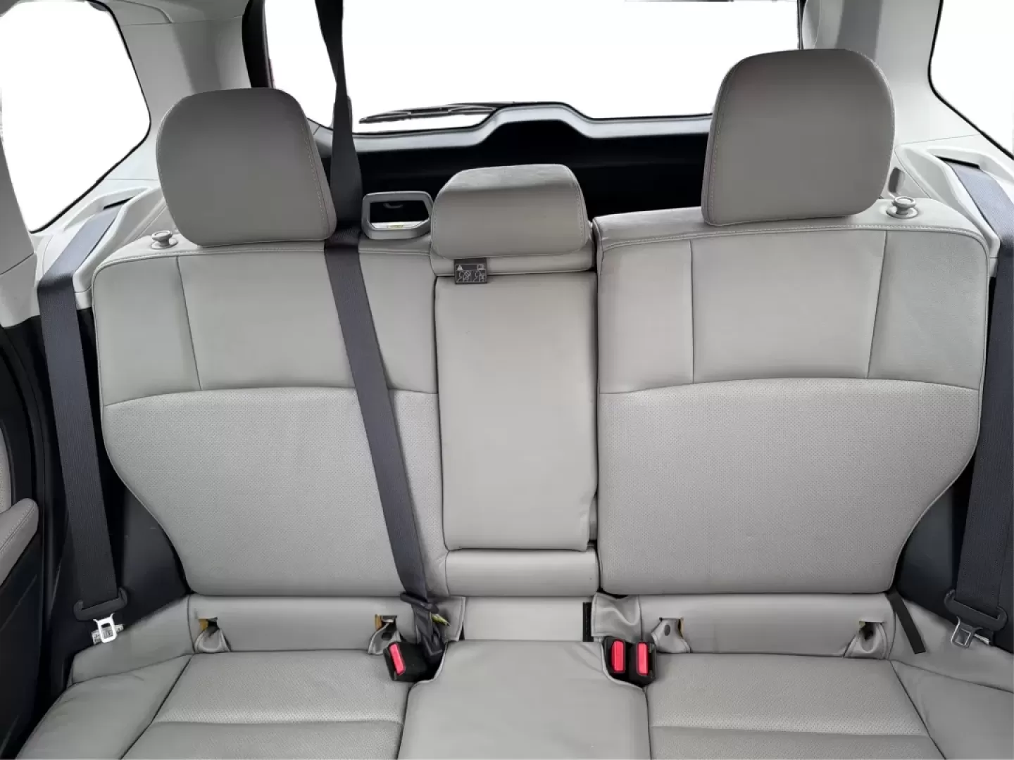 2015 Subaru Forester 2.5i Limited (JF2SJAKC0FH) with an 2.5L H-4 DOHC engine, 6-Speed Automatic transmission, located at 1184 Kauffman Ave, Fairborn, OH, 45324, (937) 908-9800, 39.807072, -84.030914 - Unleash your adventures with the 2015 Subaru Forester 2.5i Limited, a versatile SUV perfect for budget-conscious buyers seeking style, comfort, and capability. Whether you're planning weekend getaways in nearby Yellow Springs or commuting through Fairborn's bustling streets, this vehicle is designed - Photo#14