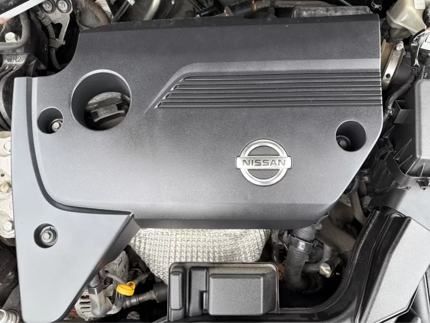 2015 Nissan Altima 2.5 S (1N4AL3AP8FC) with an 2.5L I-4 DOHC engine, located at 1184 Kauffman Ave, Fairborn, OH, 45324, (937) 908-9800, 39.807072, -84.030914 - ### Drive Your Future with Confidence: 2015 Nissan Altima at Advantage Car and Credit - Fairborn<br /> <br /> Are you looking for a reliable sedan that balances comfort, efficiency, and style? Look no further than the 2015 Nissan Altima 2.5 S, a perfect choice for daily commuters, growing families, - Photo#11