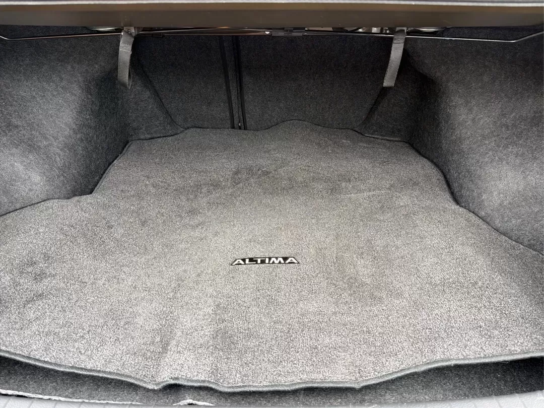 2015 Nissan Altima 2.5 S (1N4AL3AP8FC) with an 2.5L I-4 DOHC engine, located at 1184 Kauffman Ave, Fairborn, OH, 45324, (937) 908-9800, 39.807072, -84.030914 - ### Drive Your Future with Confidence: 2015 Nissan Altima at Advantage Car and Credit - Fairborn<br /> <br /> Are you looking for a reliable sedan that balances comfort, efficiency, and style? Look no further than the 2015 Nissan Altima 2.5 S, a perfect choice for daily commuters, growing families, - Photo#12