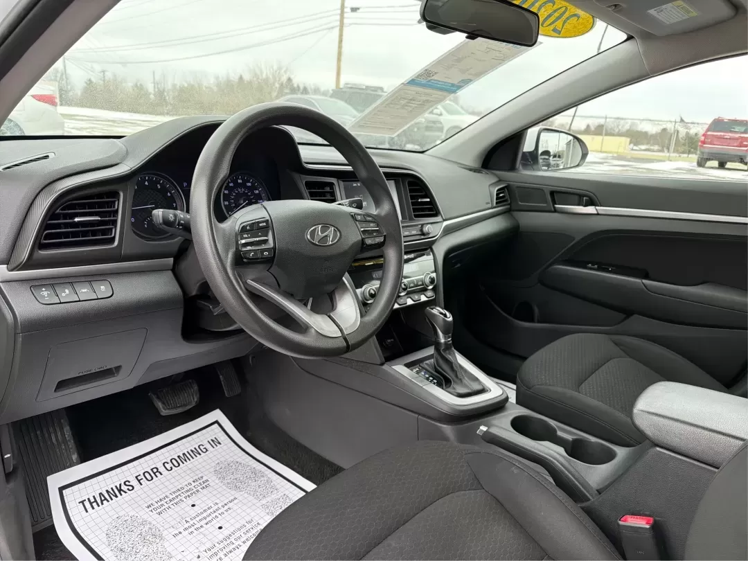 2020 Hyundai Elantra SEL (5NPD84LF8LH) with an Nu 2L I-4 DOHC engine, located at 880 E. National Road, Vandalia, OH, 45377, (937) 908-9800, 39.891918, -84.183594 - Are you ready to elevate your everyday driving experience? Look no further than this stunning 2020 Hyundai Elantra SEL, the perfect sedan for commuters, growing families, or anyone seeking a stylish ride that won't break the bank. Whether you're navigating the bustling streets of Vandalia or embarki - Photo#9