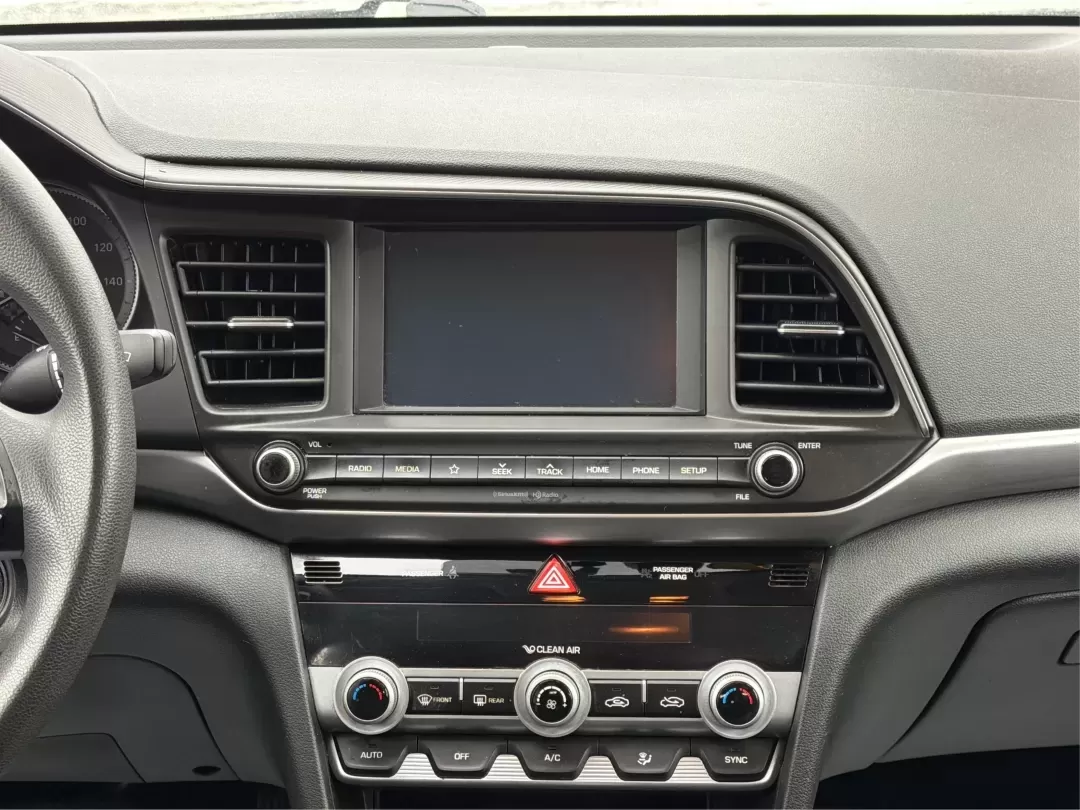 2020 Hyundai Elantra SEL (5NPD84LF8LH) with an Nu 2L I-4 DOHC engine, located at 880 E. National Road, Vandalia, OH, 45377, (937) 908-9800, 39.891918, -84.183594 - Are you ready to elevate your everyday driving experience? Look no further than this stunning 2020 Hyundai Elantra SEL, the perfect sedan for commuters, growing families, or anyone seeking a stylish ride that won't break the bank. Whether you're navigating the bustling streets of Vandalia or embarki - Photo#13