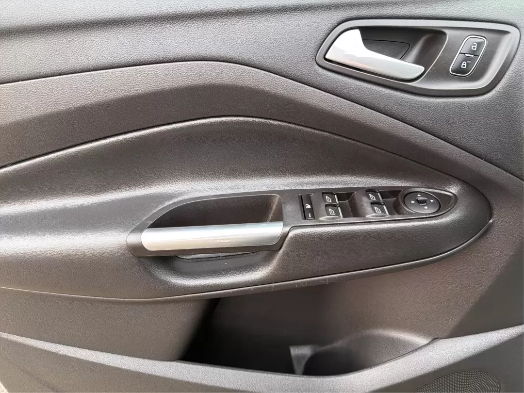 2017 Ford Escape SE (1FMCU9GD8HU) with an Other engine, located at 401 Woodman Dr, Riverside, OH, 45431, (937) 908-9800, 39.760899, -84.123421 - **Adventure Awaits: The 2017 Ford Escape SE at Advantage Car and Credit Riverside**<br /> <br /> Are you looking for a versatile SUV that can keep up with your active lifestyle? Whether you're navigating the bustling streets of Riverside, OH, or heading out for a weekend escape to the beautiful nea - Photo#19