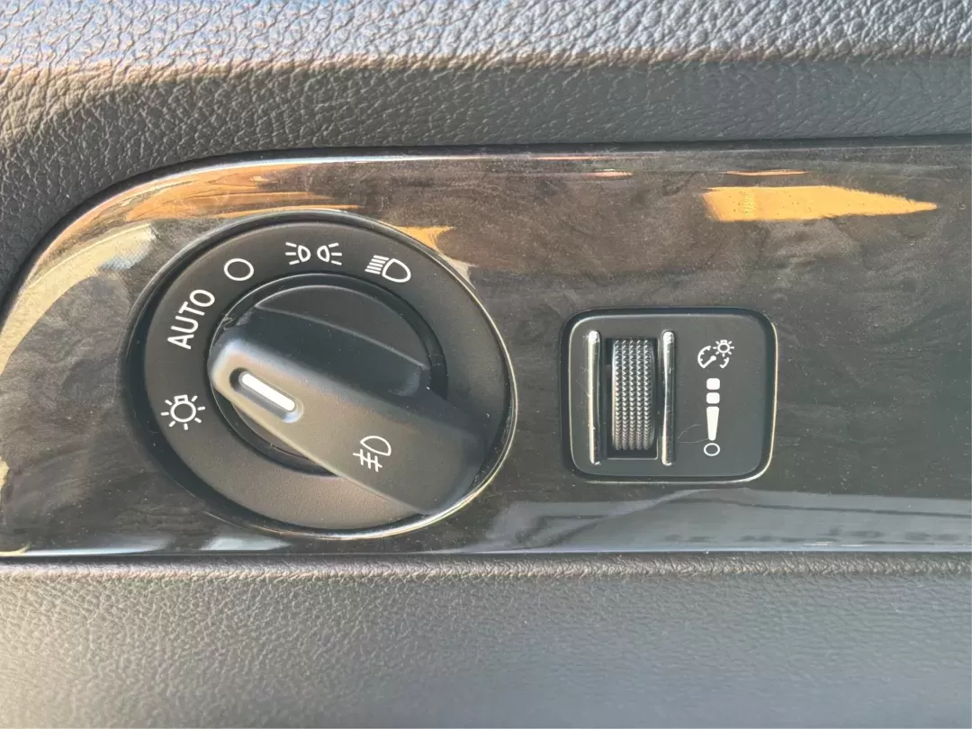 2012 Dodge Durango Citadel (1C4SDJET7CC) with an Other engine, located at 880 E. National Road, Vandalia, OH, 45377, (937) 908-9800, 39.891918, -84.183594 - **Experience Adventure and Comfort: 2012 Dodge Durango Citadel for Sale at Advantage Car and Credit - Moraine**<br /> <br /> If you are searching for the perfect SUV that combines rugged capability with luxurious comfort, look no further than the 2012 Dodge Durango Citadel. This vehicle is ideal for - Photo#17